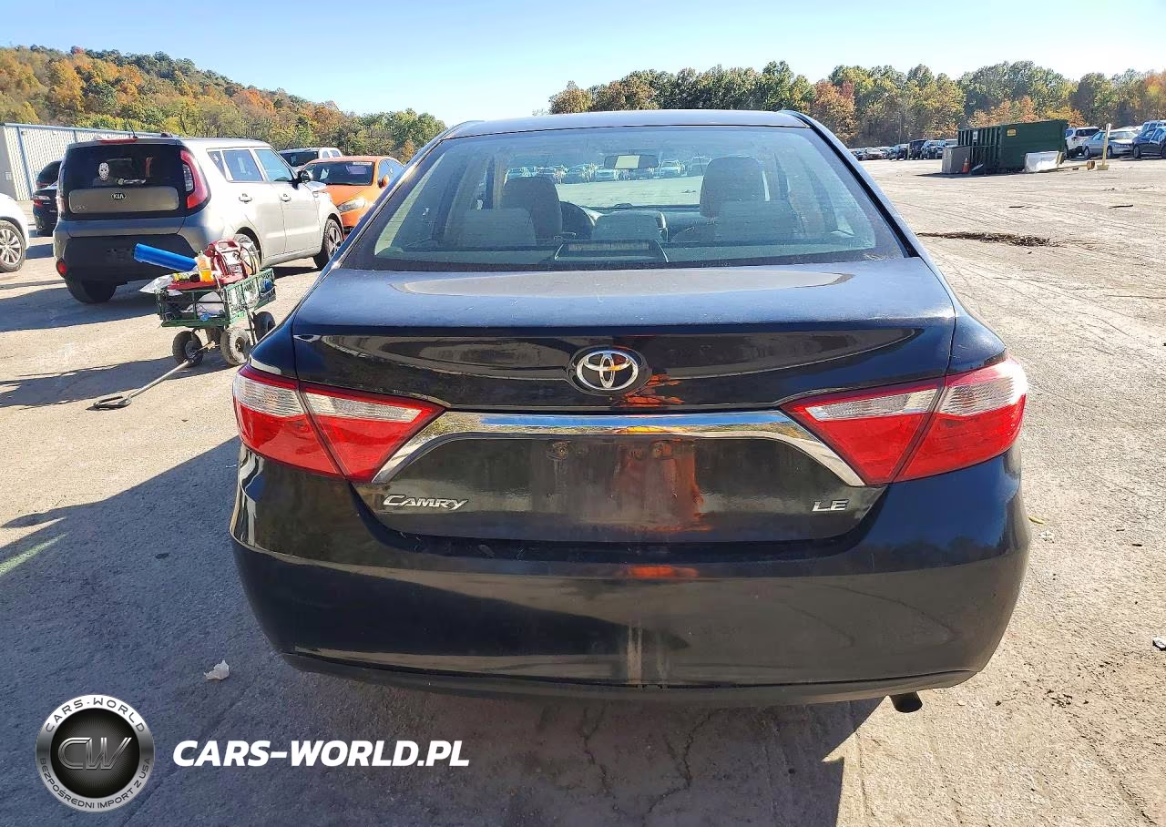 2015 Toyota Camry Le VIN:4T4BF1FK2FR445932 - 6