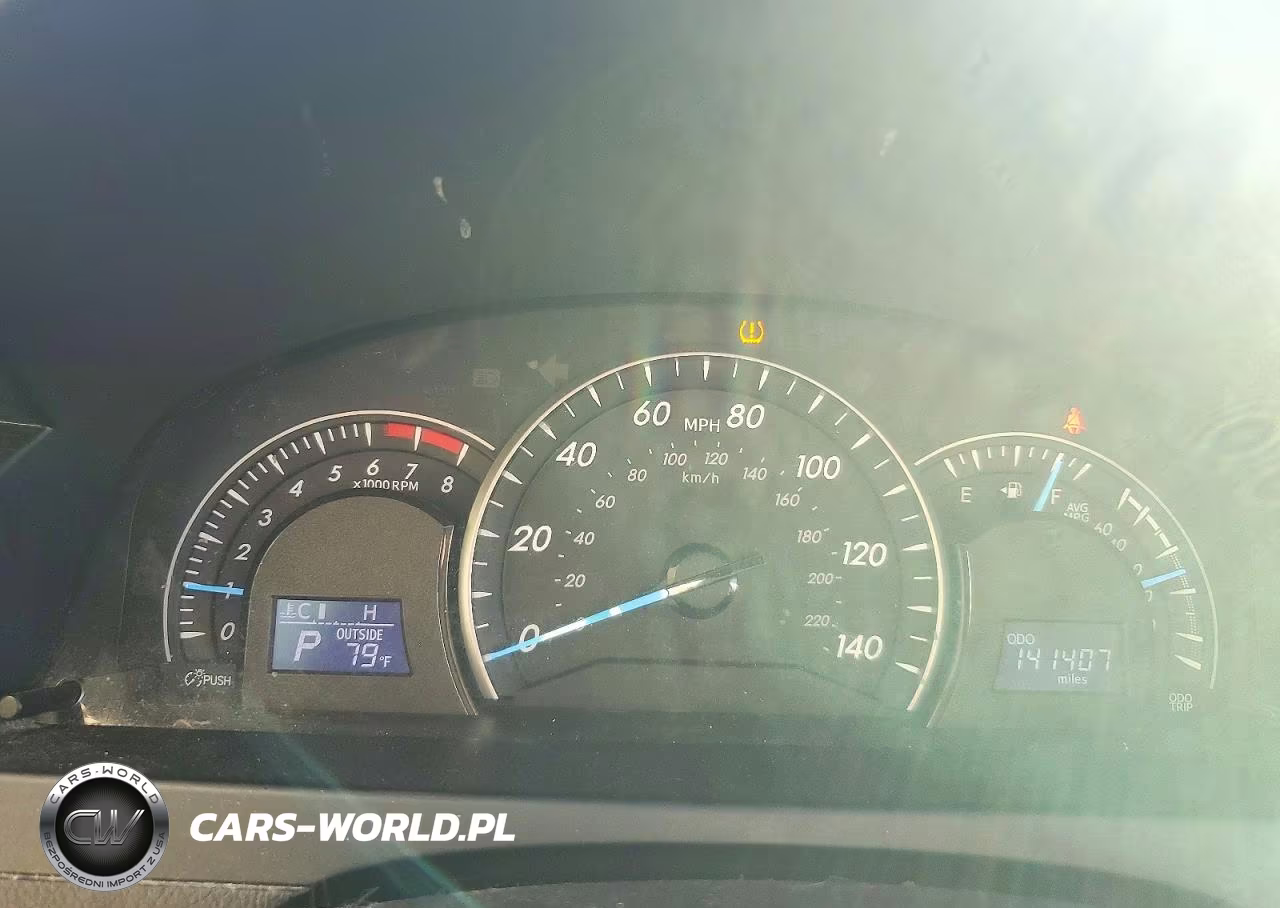 2015 Toyota Camry Le VIN:4T4BF1FK2FR445932 - 9