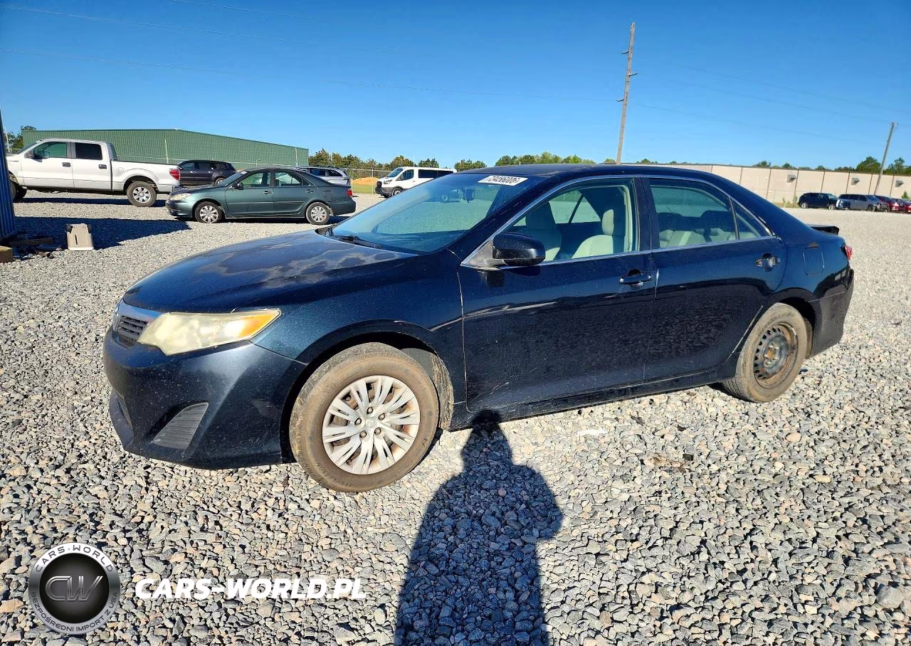 2012 Toyota Camry L – zdjęcie 1 z 13