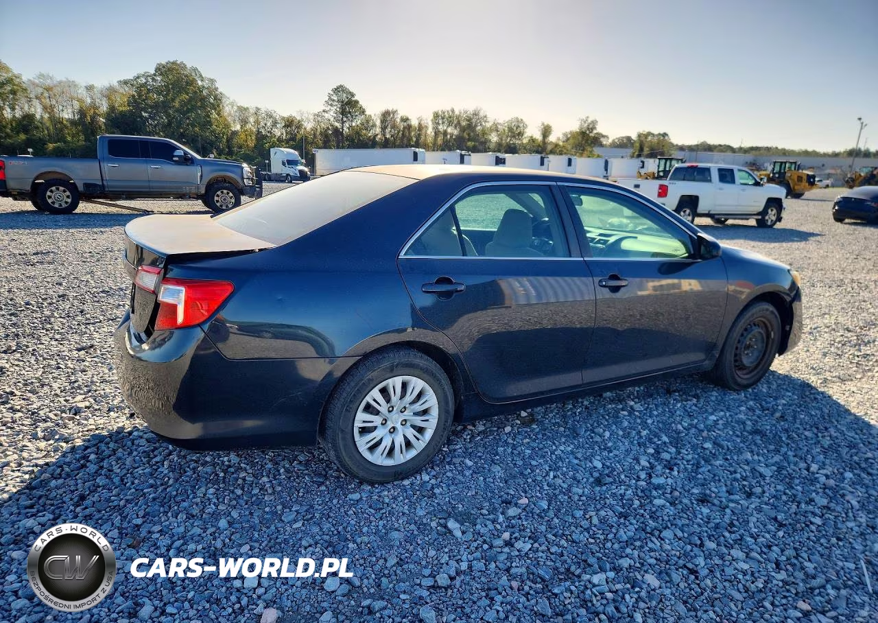 2012 Toyota Camry L VIN:4T1BF1FK3CU621814 - 3