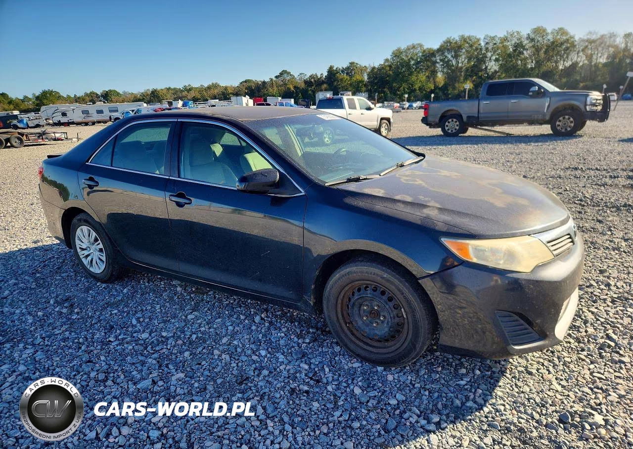 2012 Toyota Camry L VIN:4T1BF1FK3CU621814 - 4