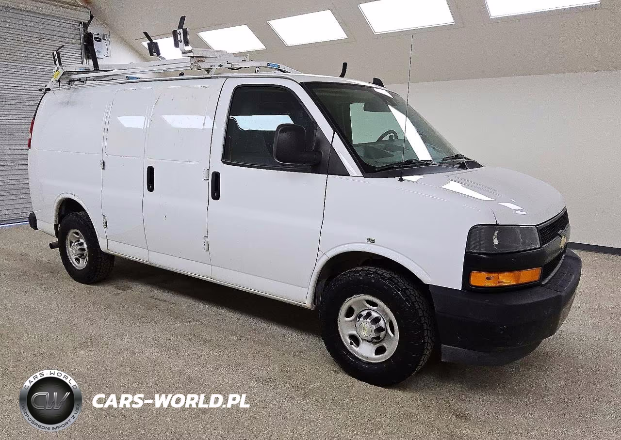 2020 Chevrolet Express 25 VIN:1GCWGAFP3L1258978 - 4