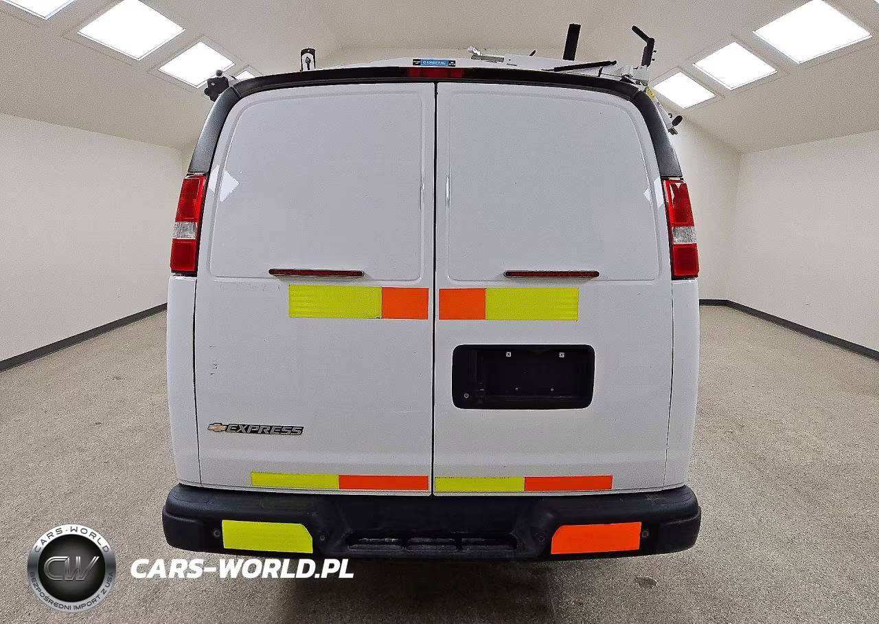 2020 Chevrolet Express 25 VIN:1GCWGAFP3L1258978 - 6