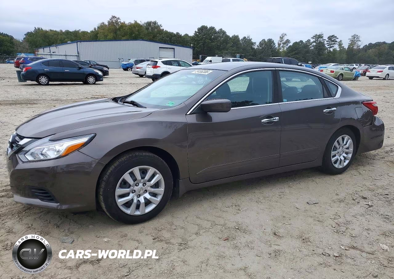 2017 Nissan Altima 2.5 – zdjęcie 1 z 13