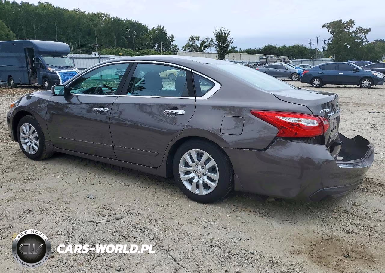 2017 Nissan Altima 2.5 VIN:1N4AL3AP7HC142354 - 2