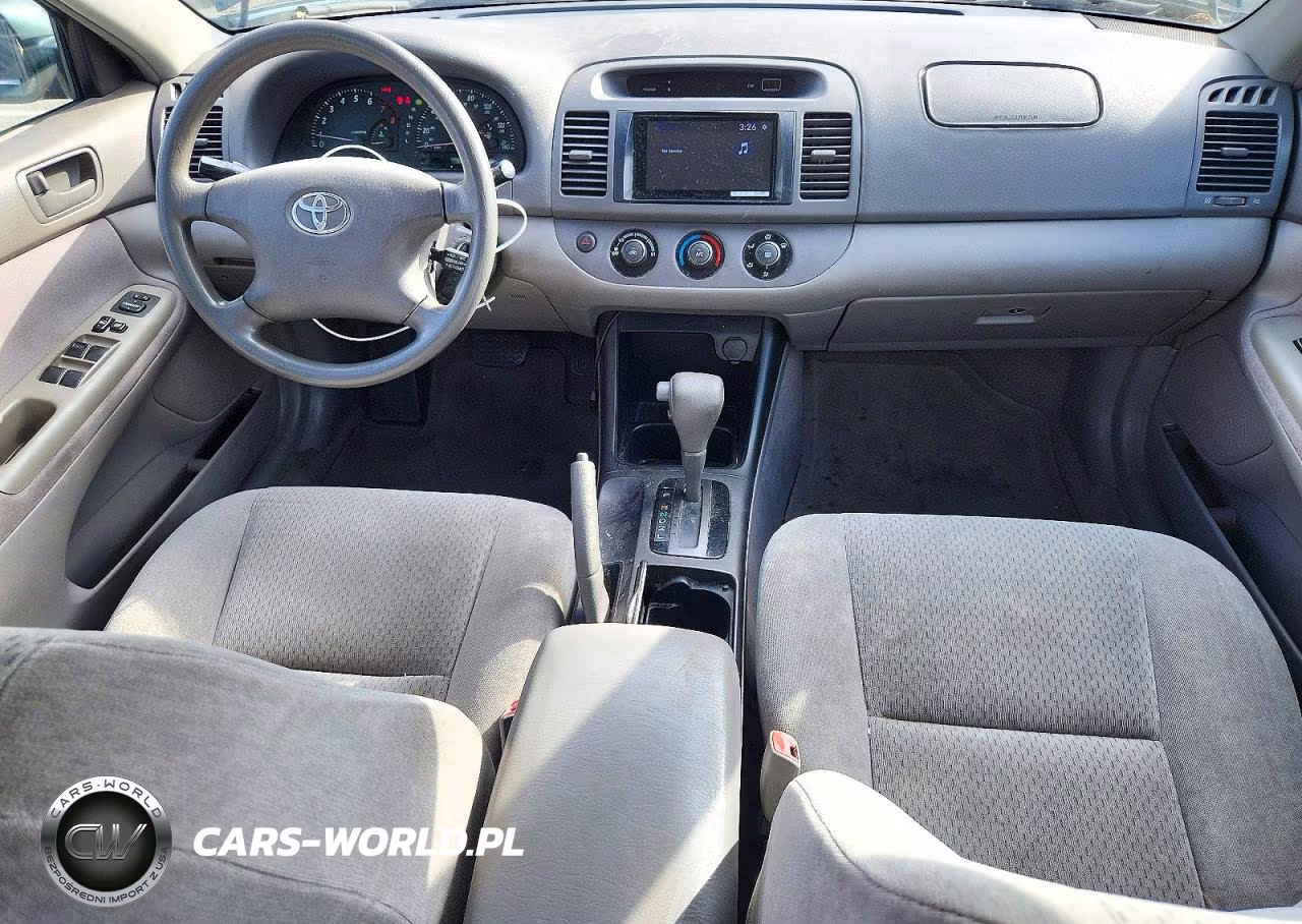 2004 Toyota Camry Le VIN:4T1BE32KX4U332760 - 8