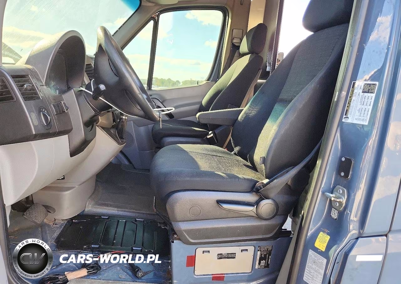 2018 Mercedes-Benz Sprinter 2500 Delivery Van VIN:WD3PE7CD7JP623822 - 7