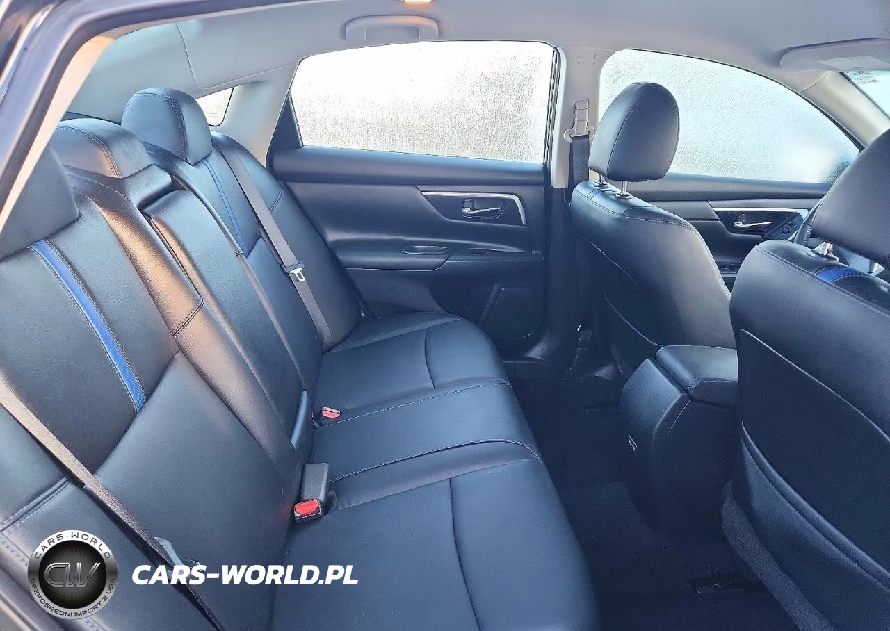 2018 Nissan Altima 2.5 Sr VIN:1N4AL3AP8JC259141 - 10