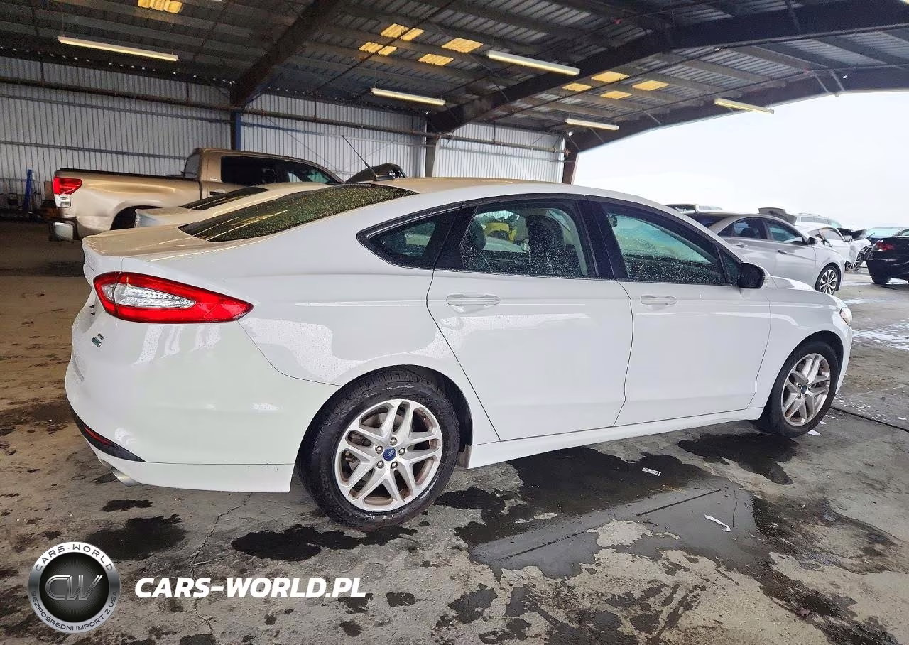 2015 Ford Fusion Se VIN:3FA6P0HD4FR129953 - 3