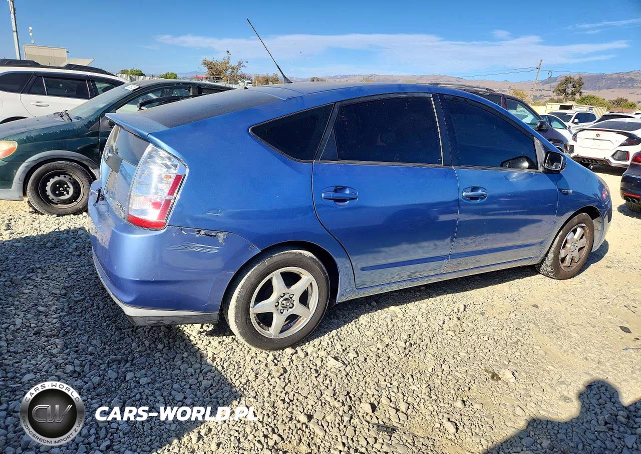 2007 Toyota Prius Base VIN:JTDKB20UX77657214 - 3