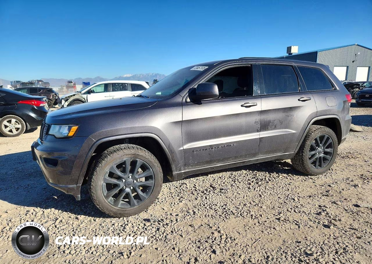 2017 Jeep Grand Cherokee Laredo