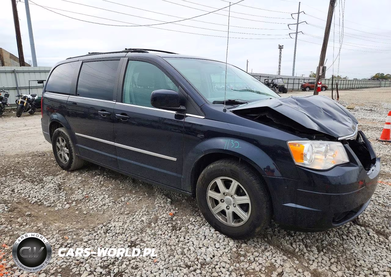 2010 Chrysler Town & Country Touring VIN:2A4RR5D18AR148671 - 4