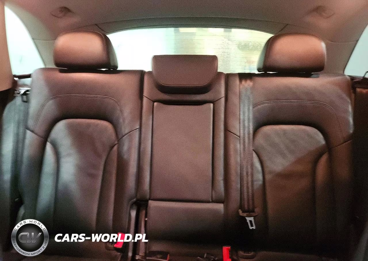 2017 Audi Q5 Premium Plus VIN:WA1L2AFP4HA045105 - 10