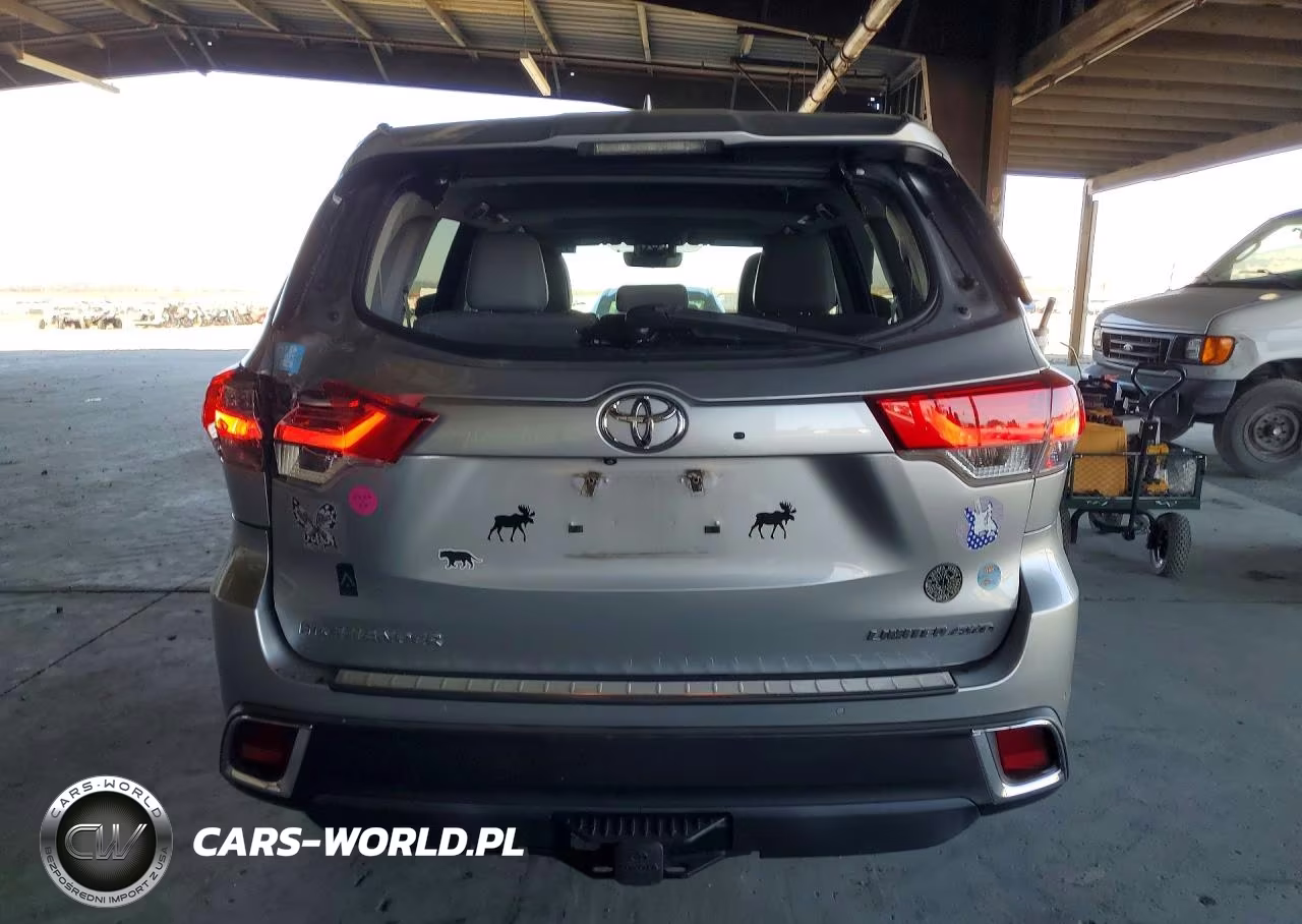 2017 Toyota Highlander Limited VIN:5TDDZRFH0HS375548 - 6