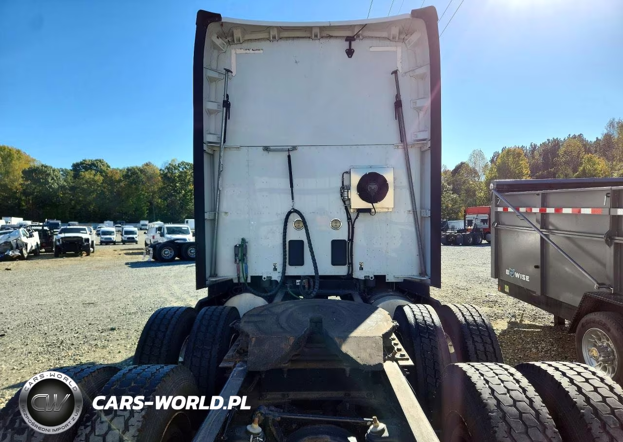 2020 Kenworth Constructi - Semi Truck VIN:1XKYDP9X3LJ360474 - 6