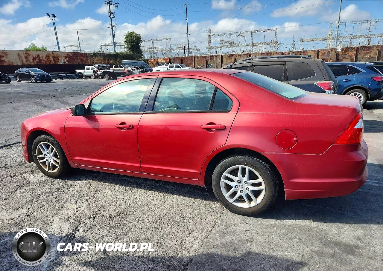 2011 Ford Fusion S VIN:3FAHP0GA3BR286710 - 2