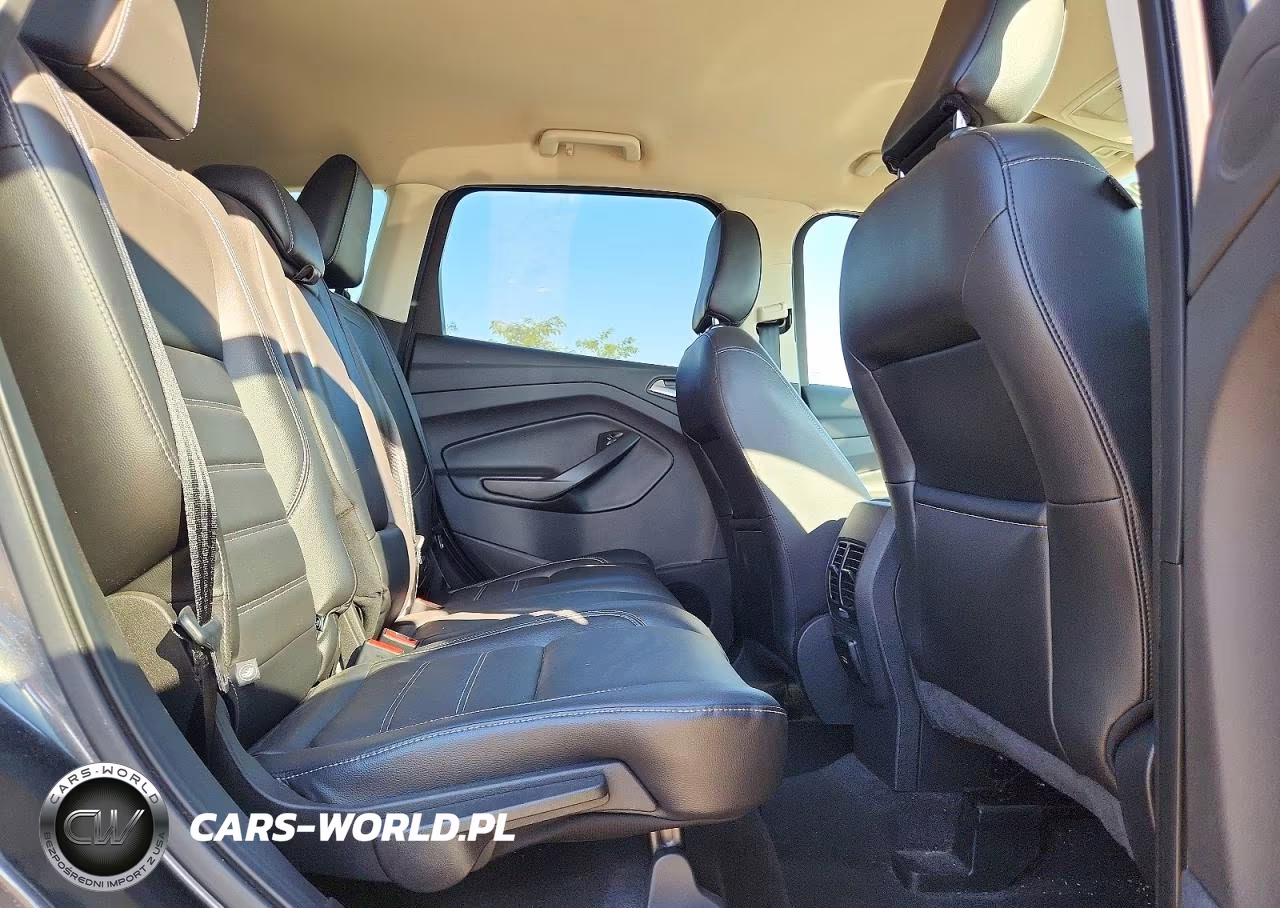 2018 Ford Escape Titanium VIN:1FMCU9J97JUB38028 - 11