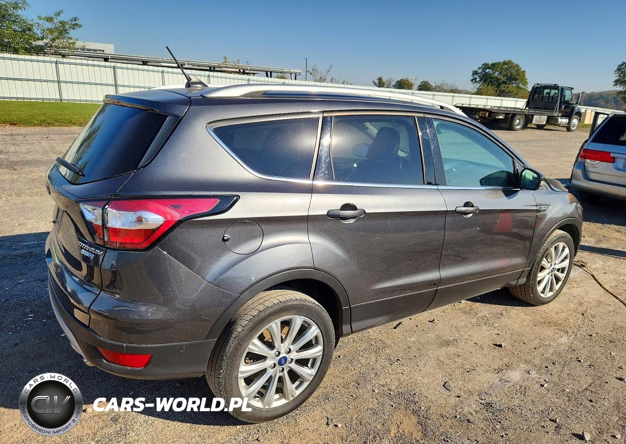 2018 Ford Escape Titanium VIN:1FMCU9J97JUB38028 - 3