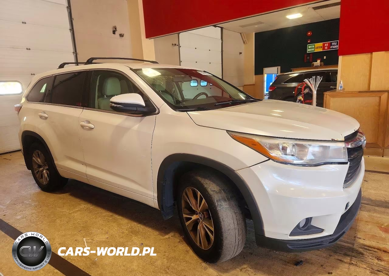 2016 Toyota Highlander Le Plus VIN:5TDBKRFH3GS346006 - 4