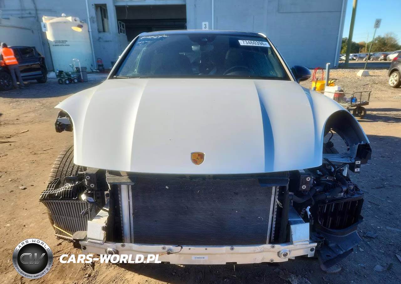 2022 Porsche Cayenne Turbo S E Hybrid Coupe VIN:WP1BH2AY2NDA59115 - 5