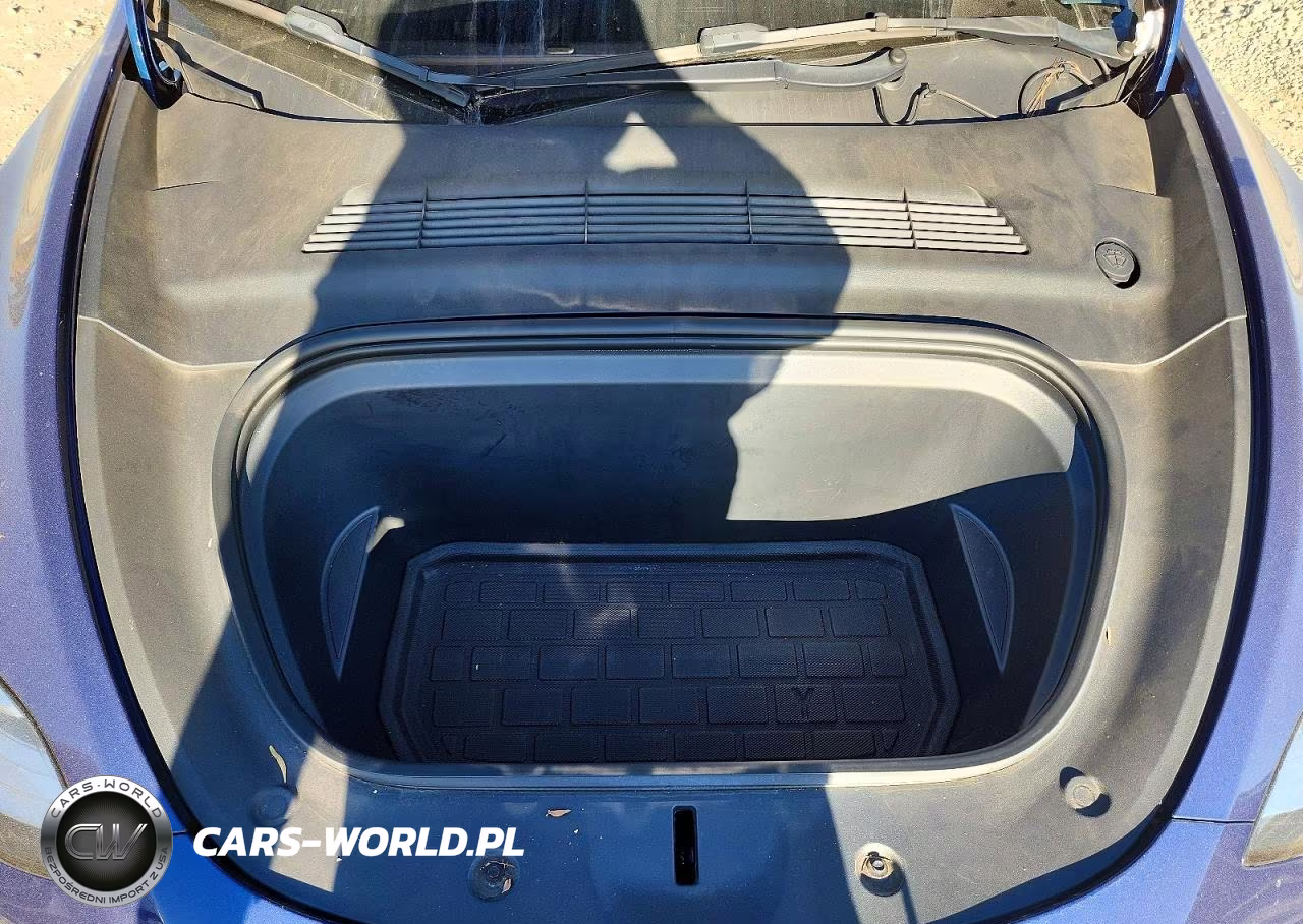 2022 Tesla Model Y VIN:7SAYGAEE7NF429320 - 12