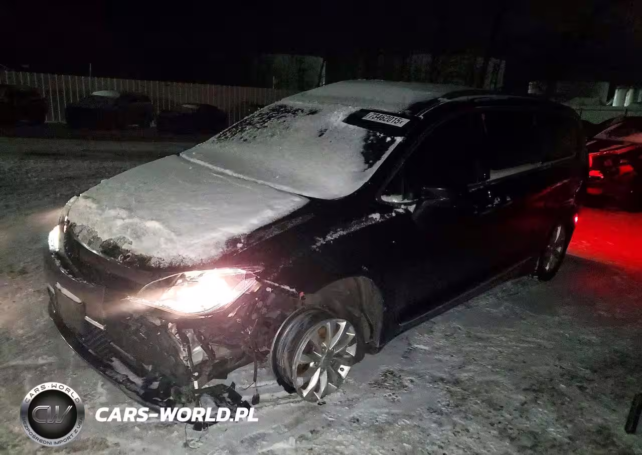 2018 Chrysler Pacifica Touring L
