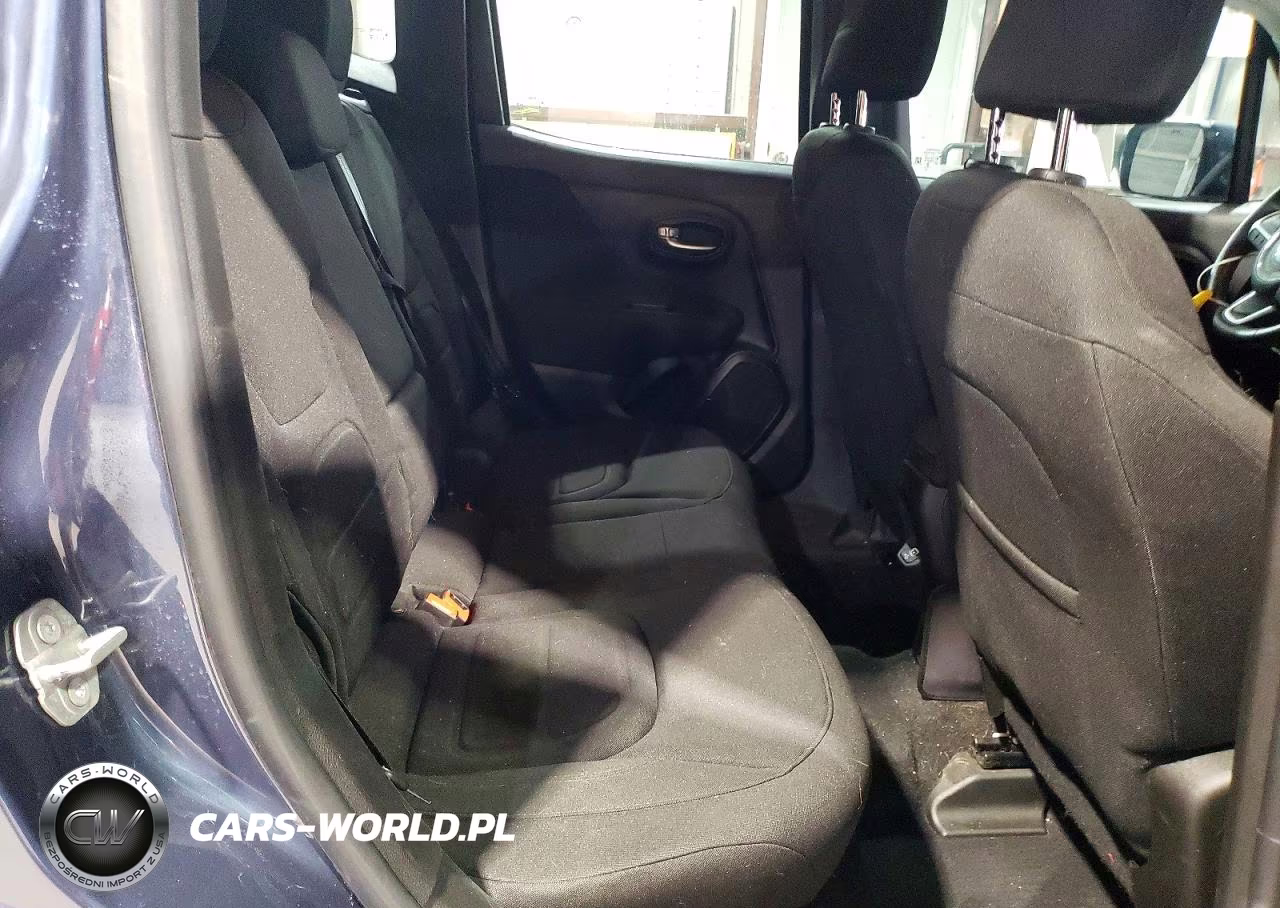 2021 Jeep Renegade Latitude VIN:ZACNJDB1XMPM08924 - 11