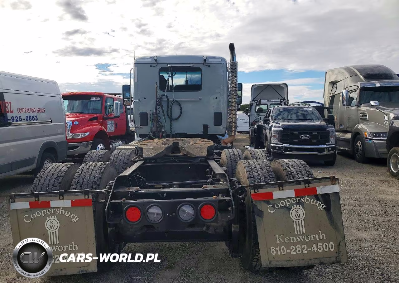 KENWORTH CONSTRUCTI VIN:1XKZDK9X4RJ321056 - 6