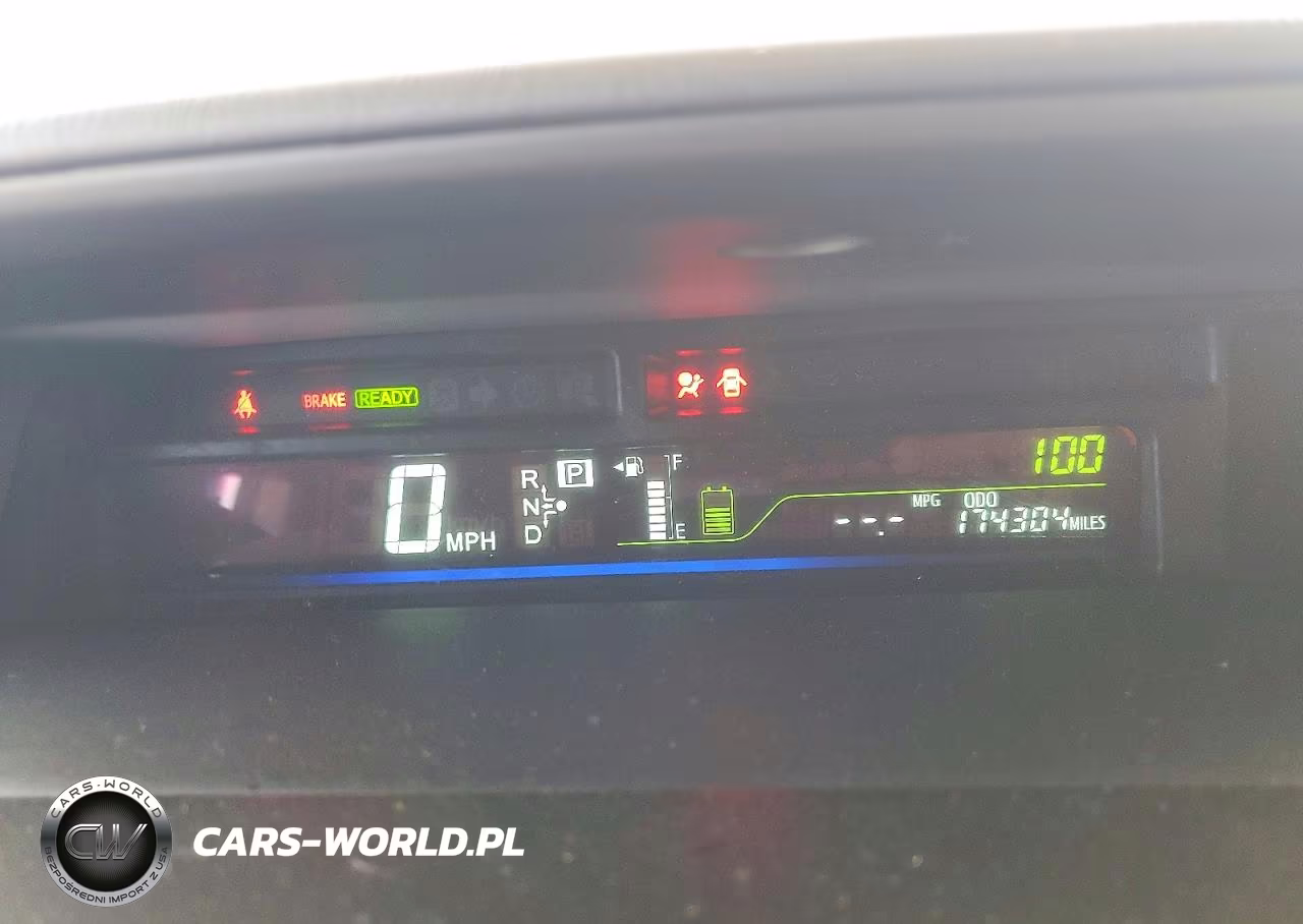 2013 Toyota Prius V Three VIN:JTDZN3EU0D3257508 - 9