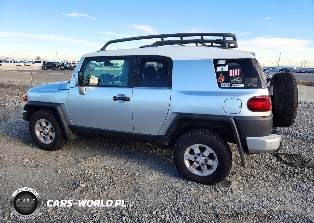 2007 Toyota Fj Cruiser Base VIN:JTEBU11F970002860 - 2
