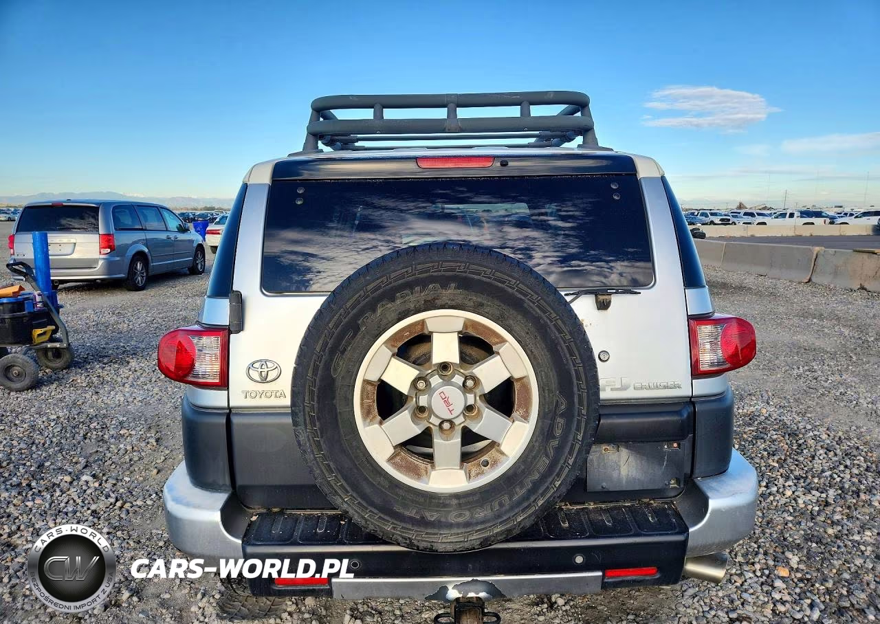 2007 Toyota Fj Cruiser Base VIN:JTEBU11F970002860 - 6