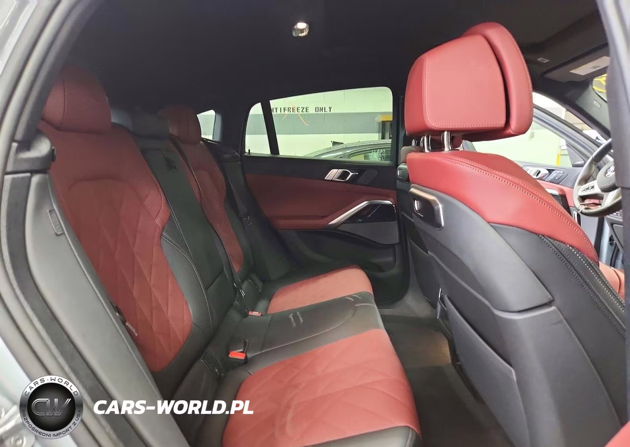 2027 BMW X6 xDrive40I VIN:5UX33EX07V9519393 - 11