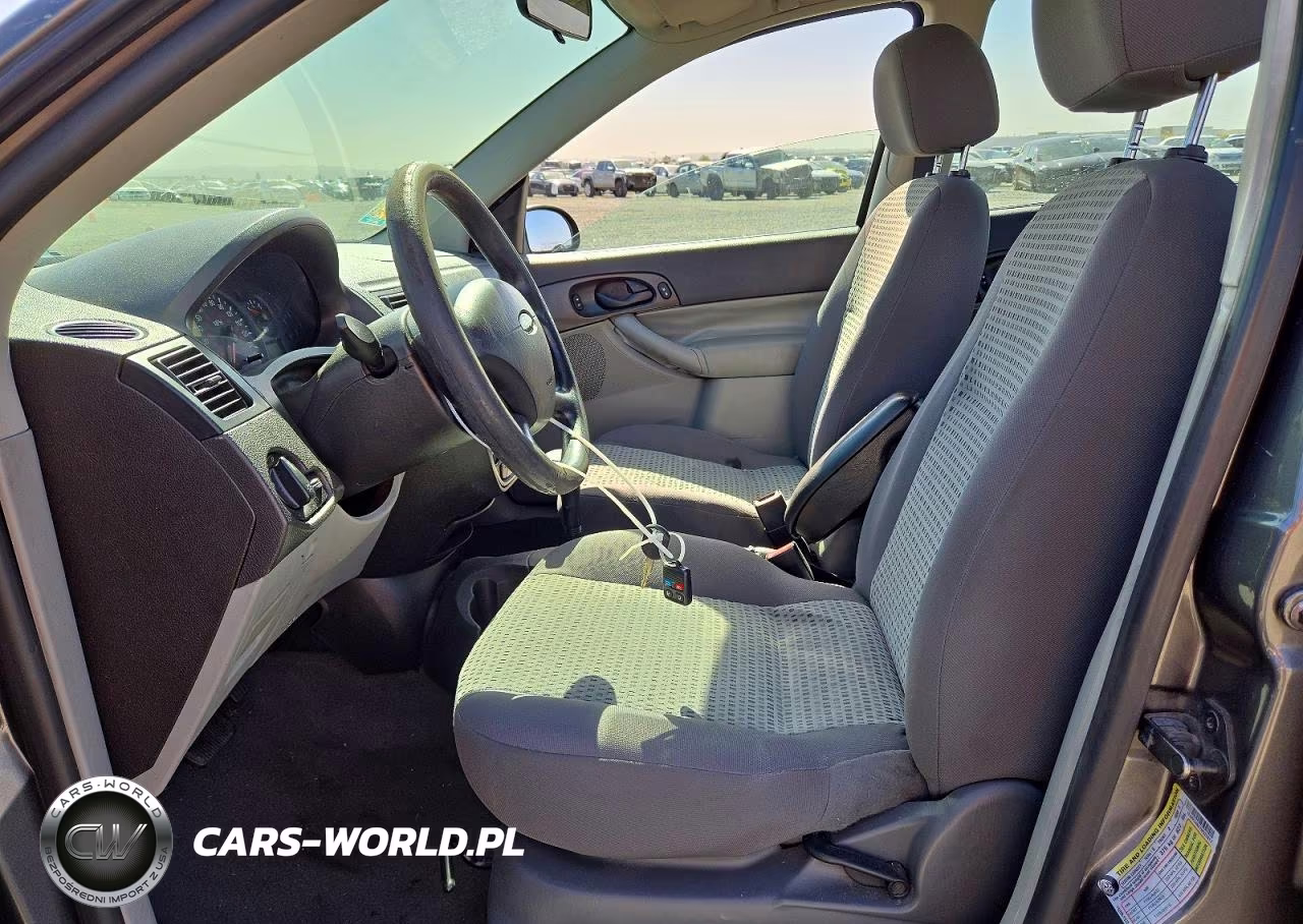 2007 Ford Focus Zx4 VIN:1FAFP34NX7W322817 - 7