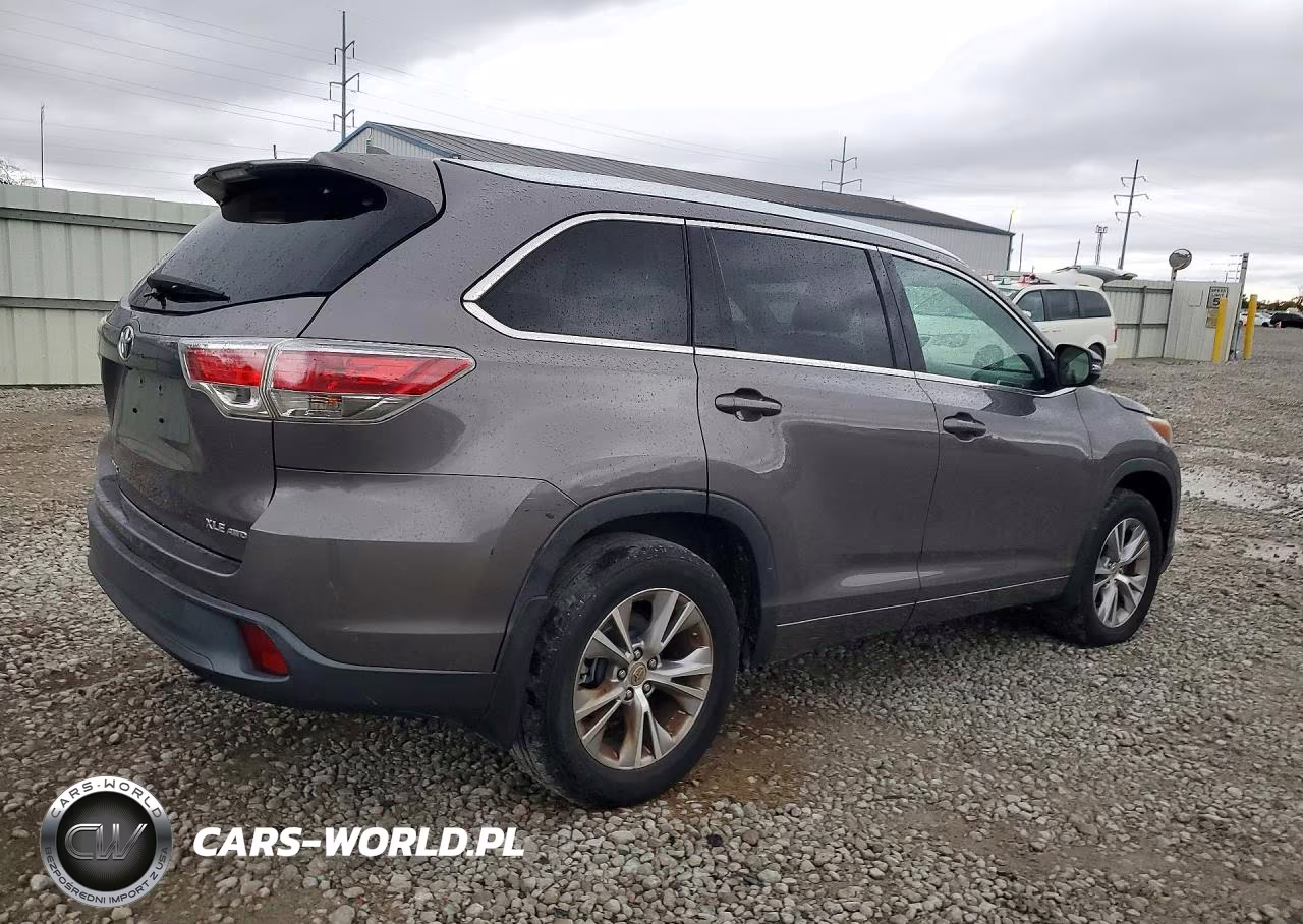 2015 Toyota Highlander Xle VIN:5TDJKRFH1FS083184 - 3
