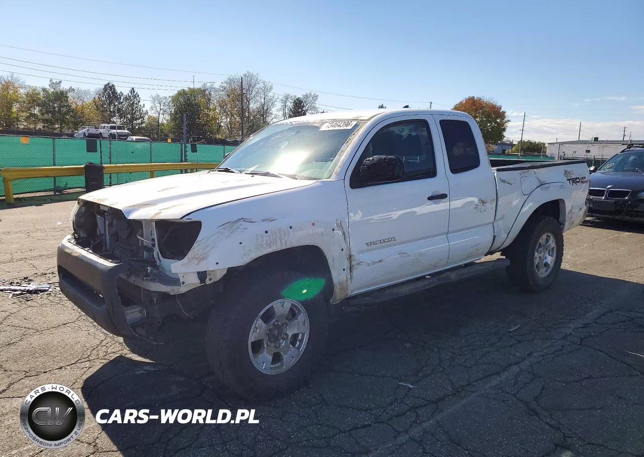2015 Toyota Tacoma V6 VIN:5TFUU4EN9FX111406 - 1