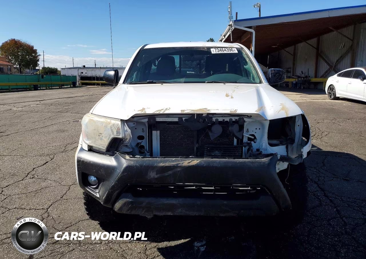 2015 Toyota Tacoma V6 VIN:5TFUU4EN9FX111406 - 5