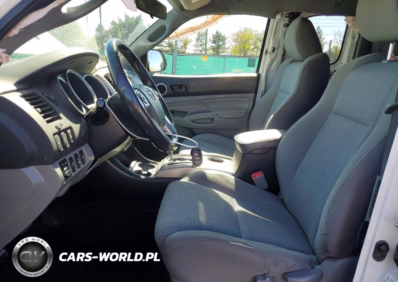 2015 Toyota Tacoma V6 VIN:5TFUU4EN9FX111406 - 7
