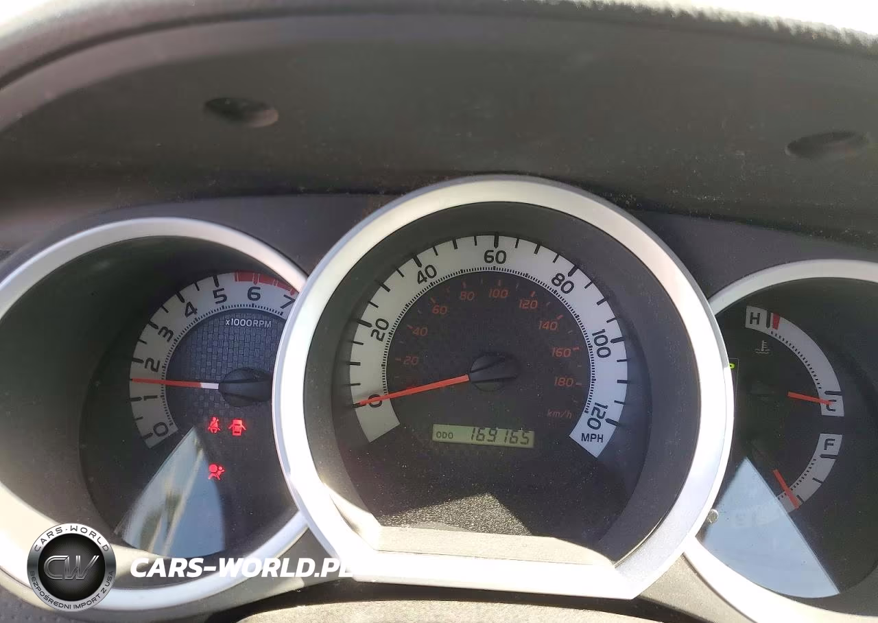 2015 Toyota Tacoma V6 VIN:5TFUU4EN9FX111406 - 9