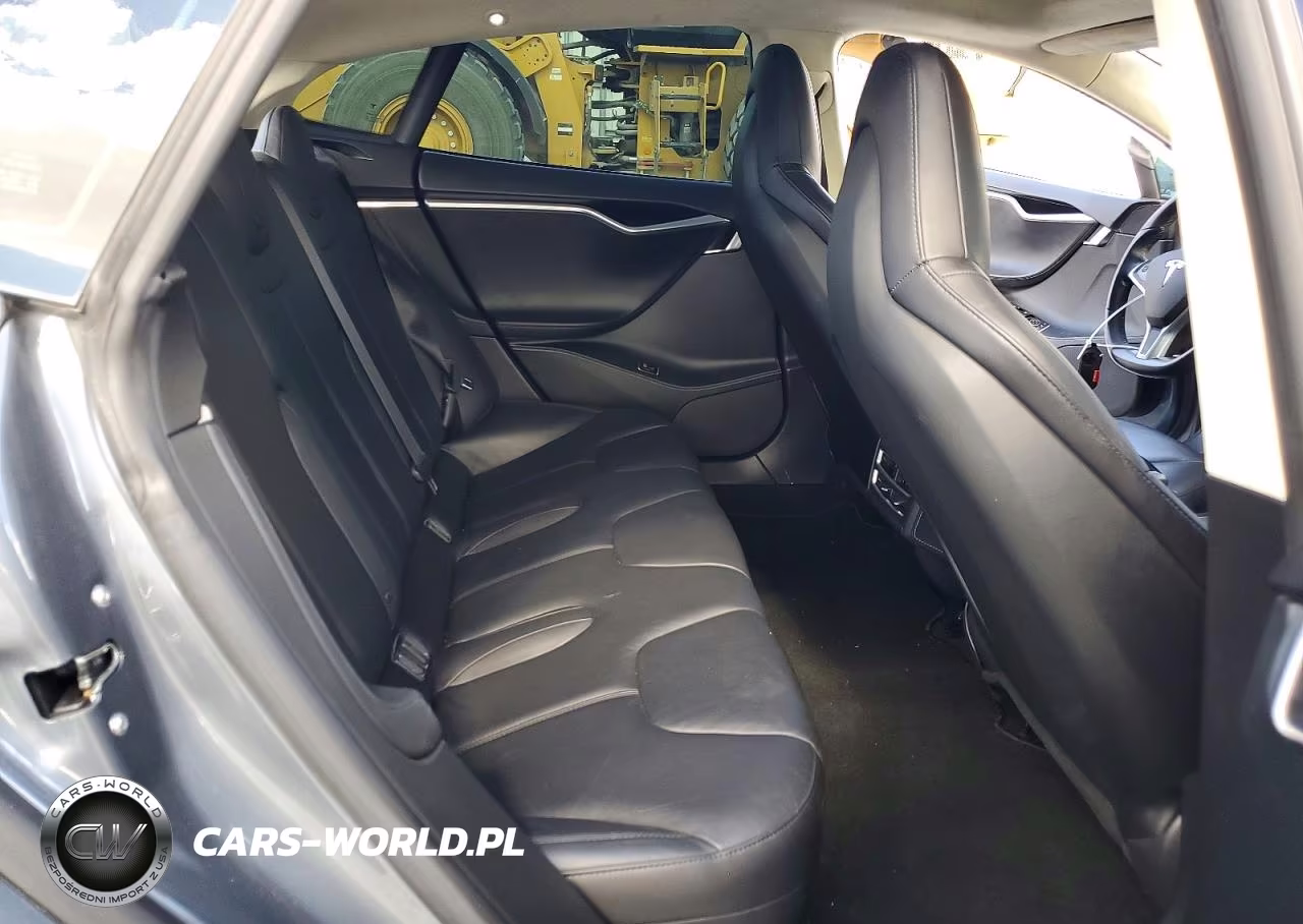 2014 Tesla Model S VIN:5YJSA1H10EFP43713 - 10