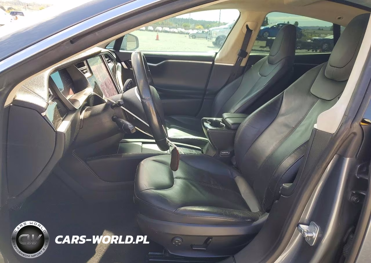2014 Tesla Model S VIN:5YJSA1H10EFP43713 - 7