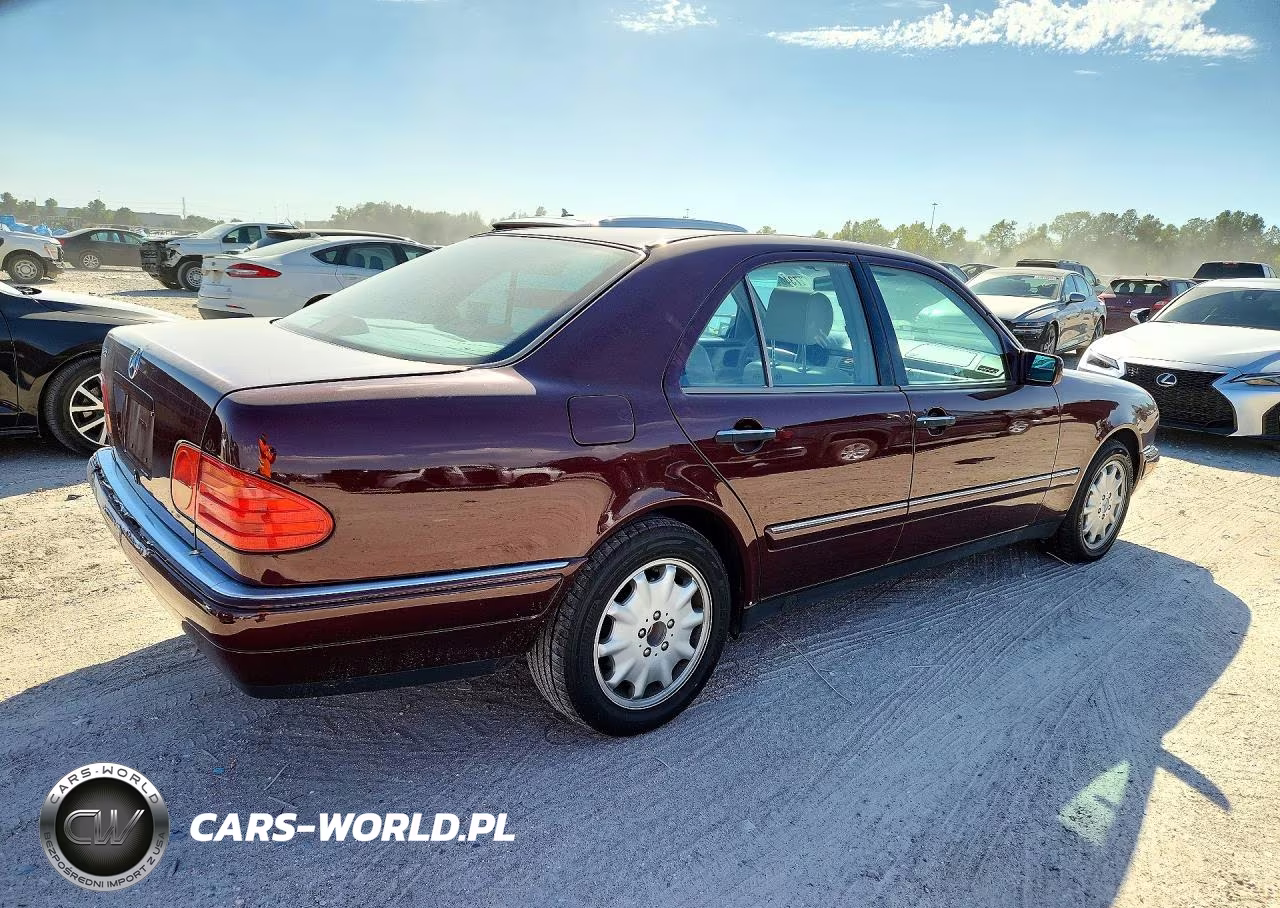 1998 Mercedes-Benz E 320 VIN:WDBJF65F1WA628721 - 3