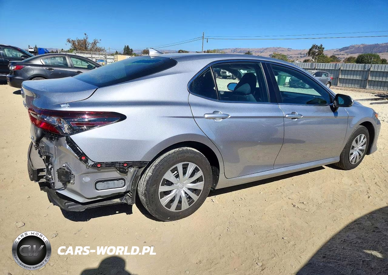 2023 Toyota Camry Le VIN:4T1C31AK4PU601775 - 3