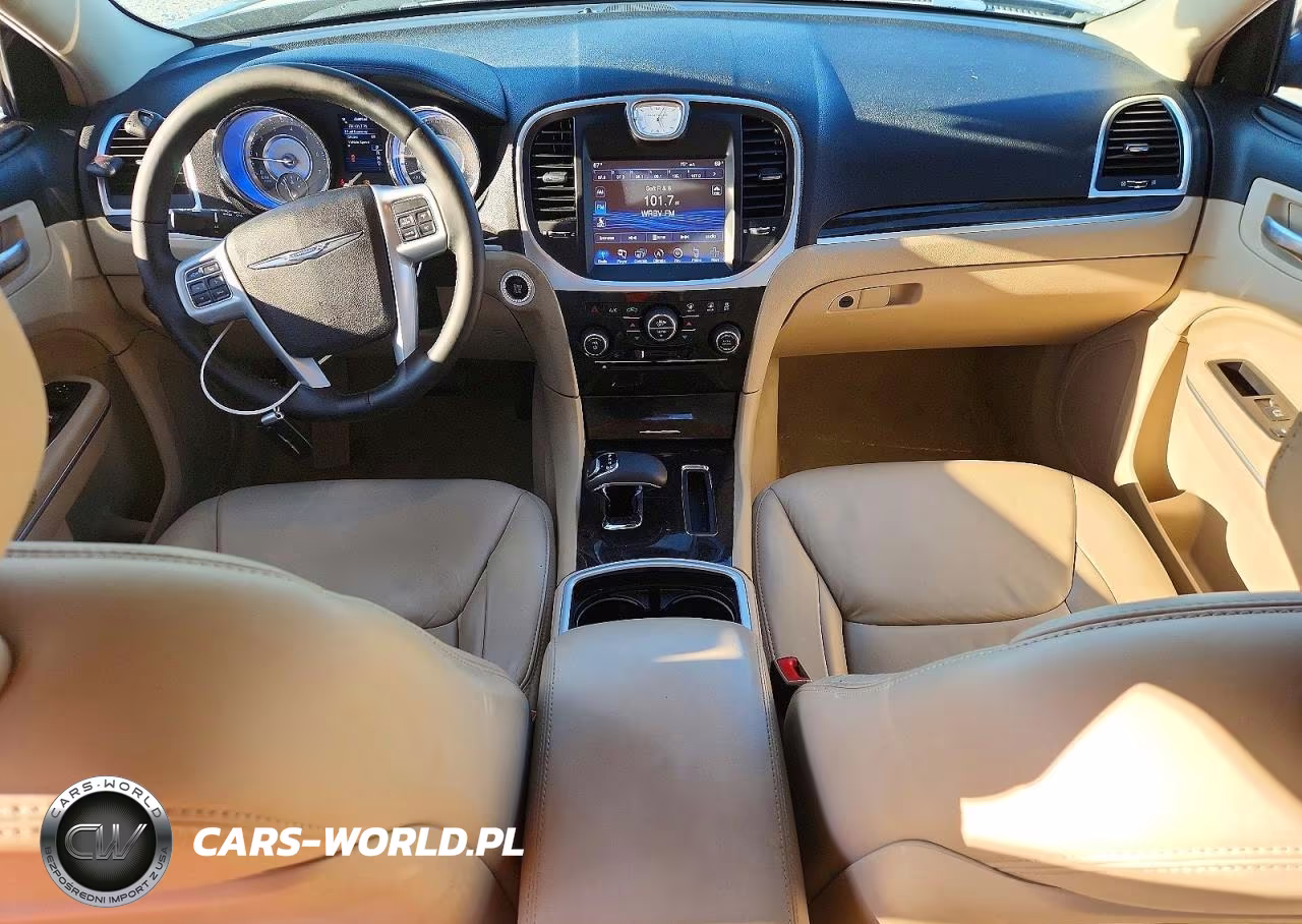 2014 Chrysler 300 VIN:2C3CCAAG8EH305887 - 8