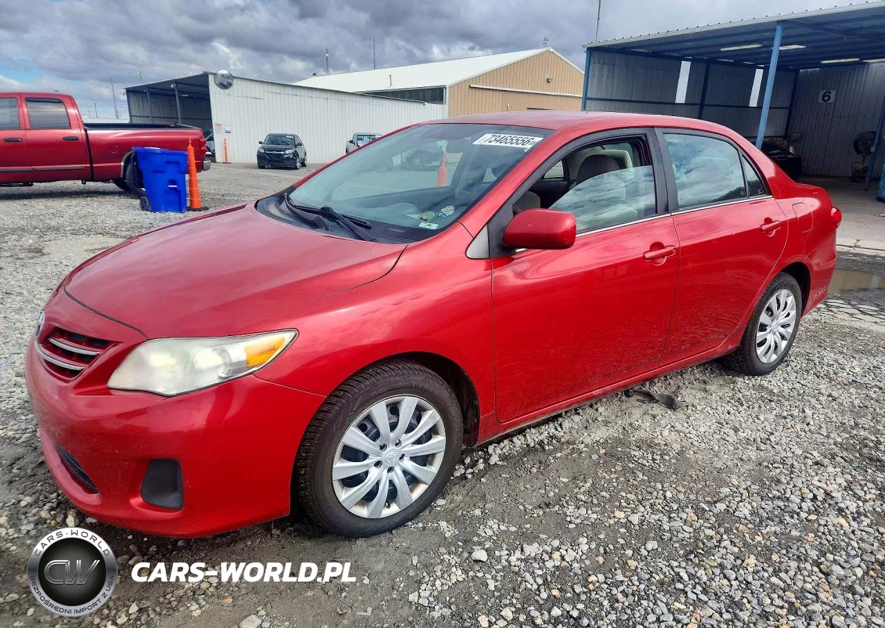 2013 Toyota Corolla Le – zdjęcie 1 z 12