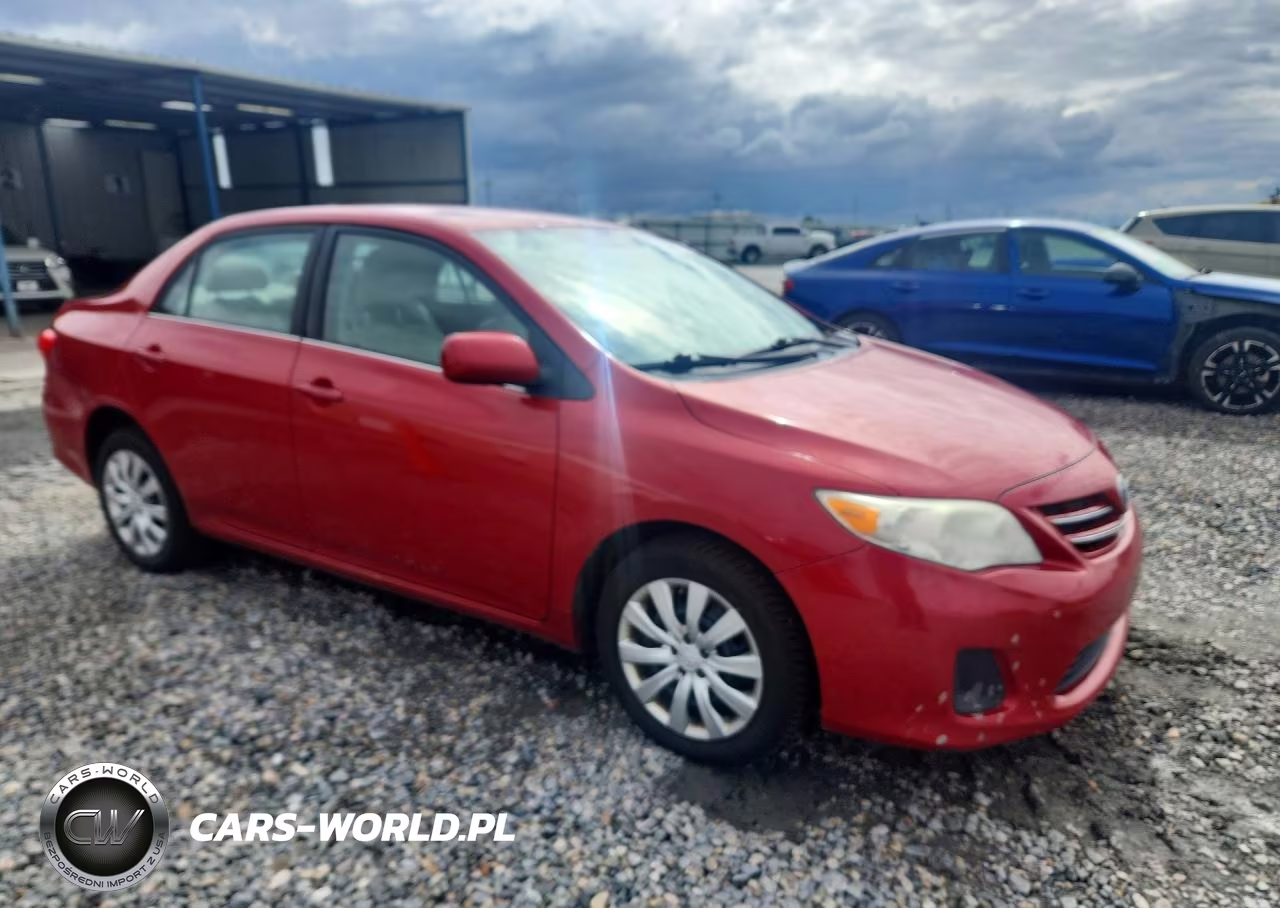 2013 Toyota Corolla Le VIN:2T1BU4EEXDC024942 - 4