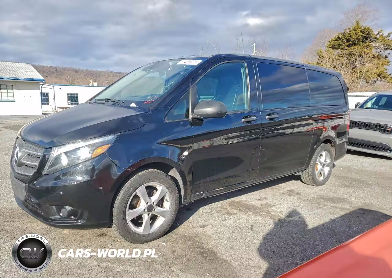 2018 Mercedes-Benz Metris