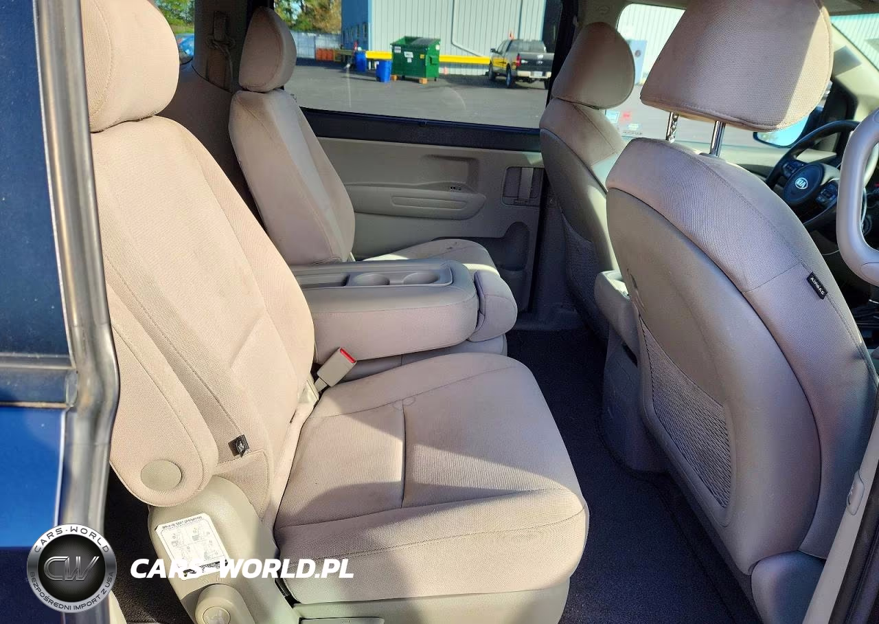 2015 Kia Sedona Lx VIN:KNDMB5C11F6076670 - 11