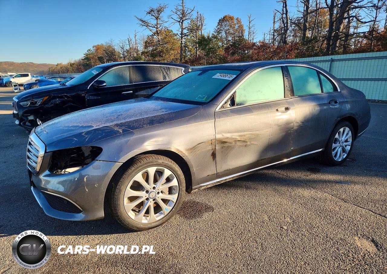 2017 Mercedes-Benz E 300 4Matic