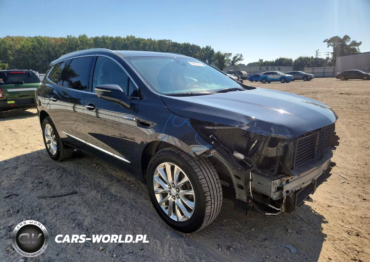 2018 Buick Enclave Premium VIN:5GAERCKW0JJ151125 - 4