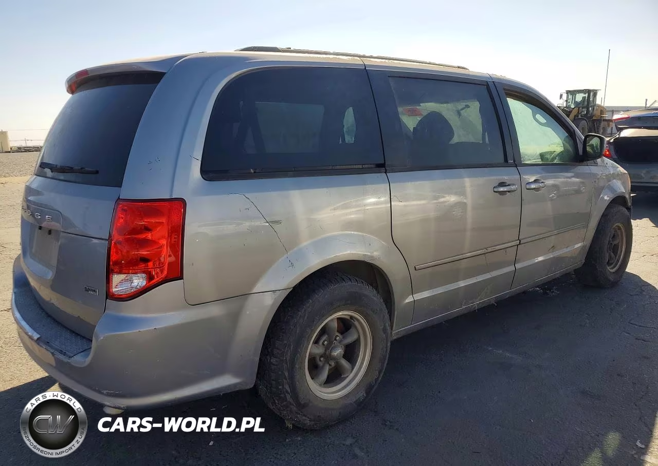 2013 Dodge Grand Caravan Sxt VIN:2C4RDGCG4DR545613 - 3